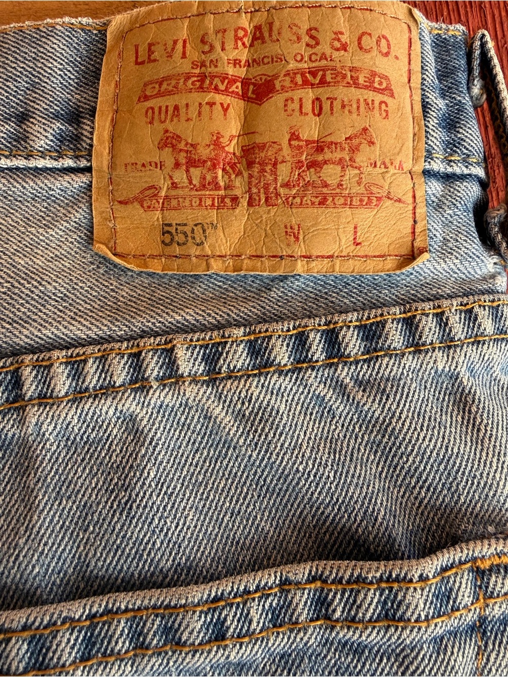 Levi’s 550 Relaxed Fit Jeans Men's 48x30 Light Wash Blue Cotton Denim